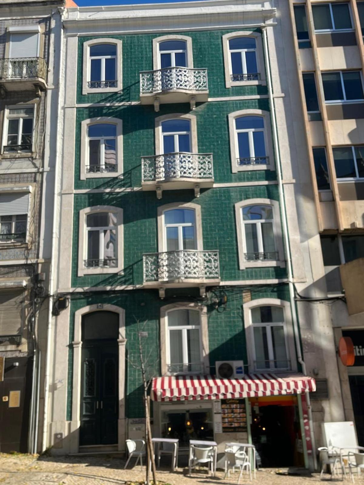 Green Essence Family Apartment Lisbon Exterior photo